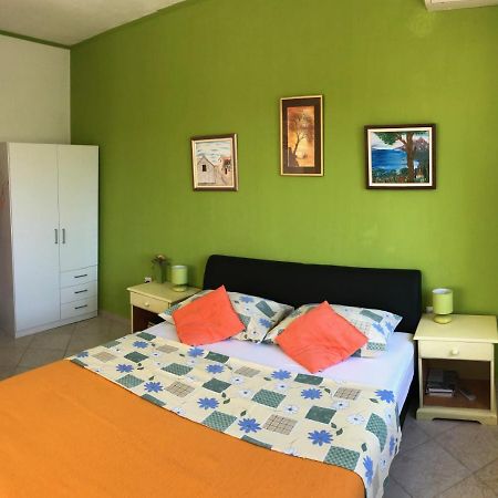 Family Stakic Apartment Baška Voda Екстериор снимка